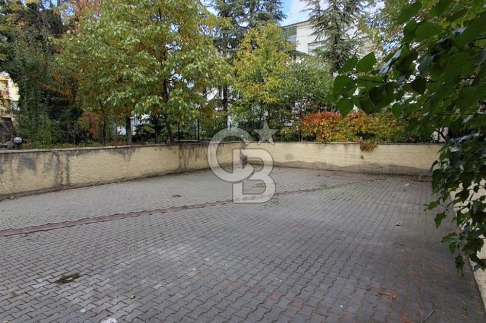 Başak Sokak Genç Binada Kombili, Otoparklı 3+1 