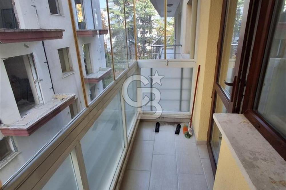 Başak Sokak Genç Binada Kombili, Otoparklı 3+1 