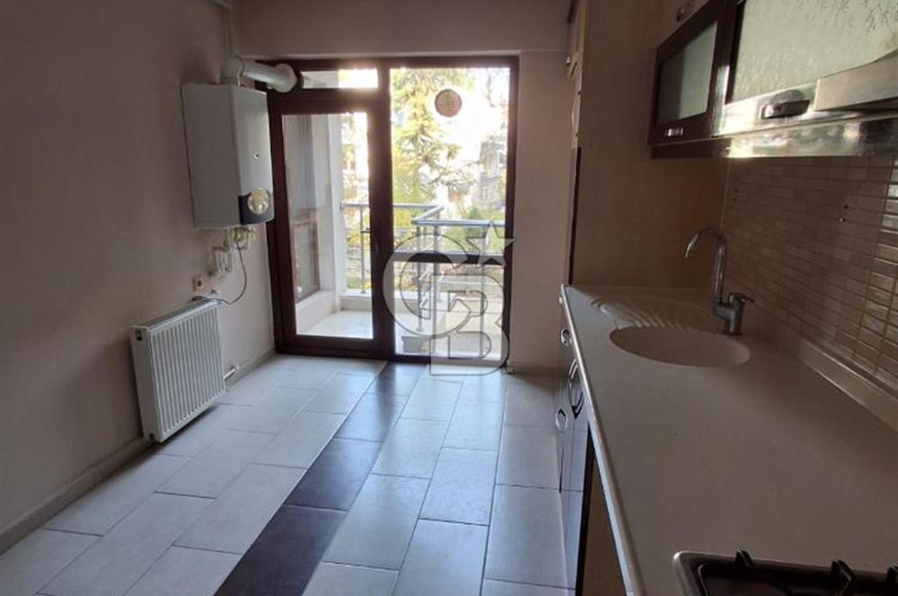 Başak Sokak Genç Binada Kombili, Otoparklı 3+1 