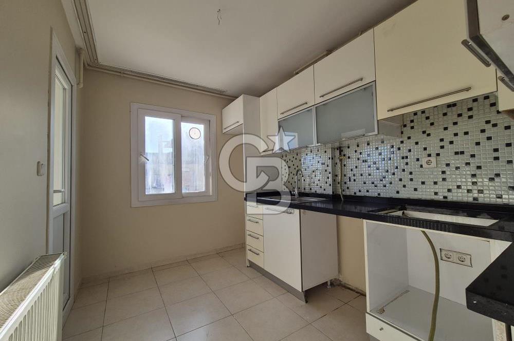 Karşıyaka Bahçelievler Mahallesi Asansörlü 3+1 Satılık Daire