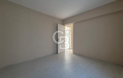 Karşıyaka Bahçelievler Mahallesi Asansörlü 3+1 Satılık Daire