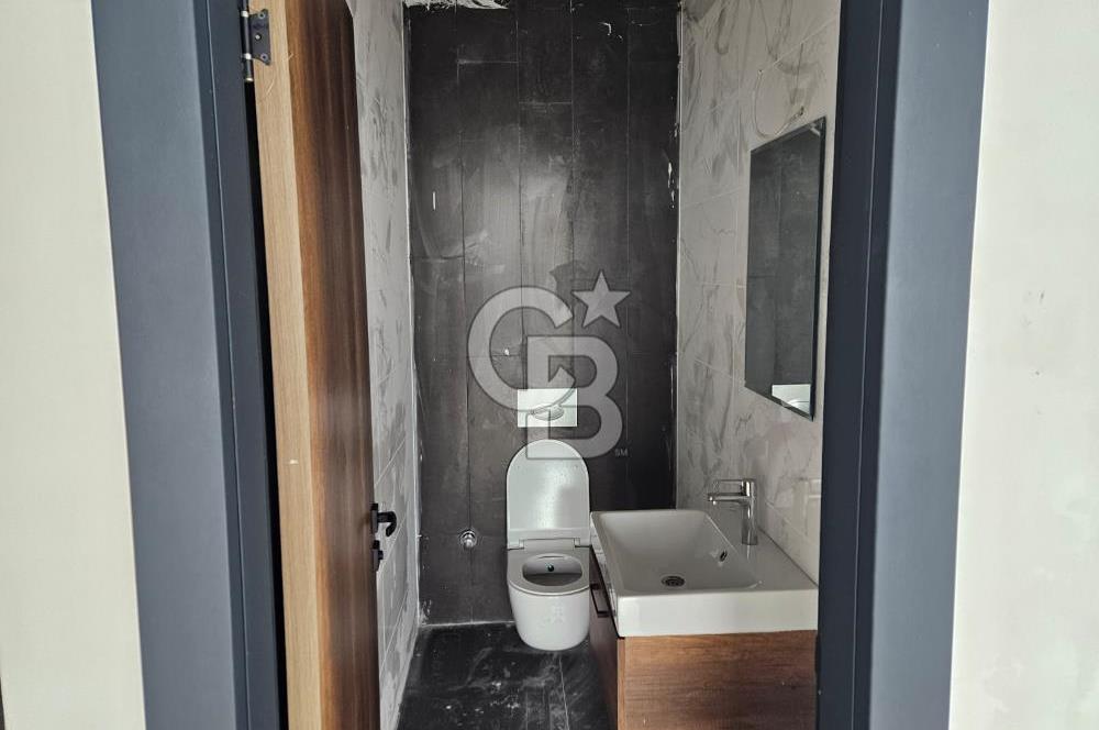 SKY TOWER DA SATILIK 80 METREKARE İLERİ NATAMAM KÖŞE OFİS