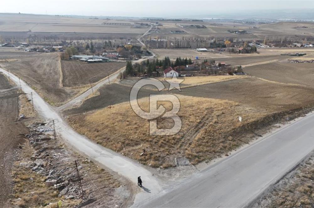 ANKARA'DA AKARYAKIT İSTASYONU VE TİCARİ  İMARLI SATILIK ARSA