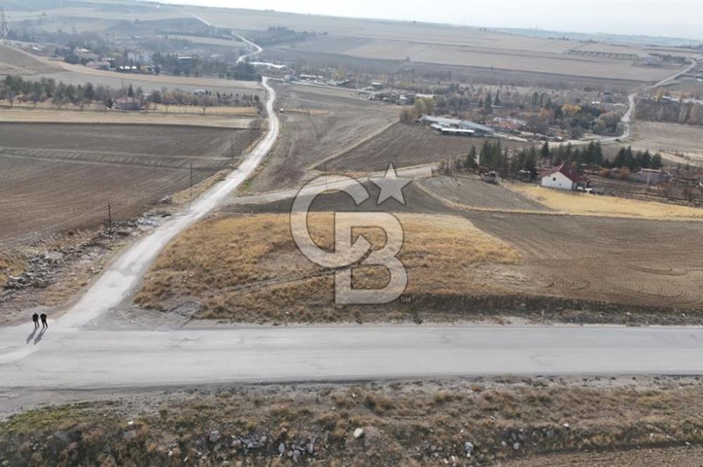 ANKARA'DA AKARYAKIT İSTASYONU VE TİCARİ  İMARLI SATILIK ARSA