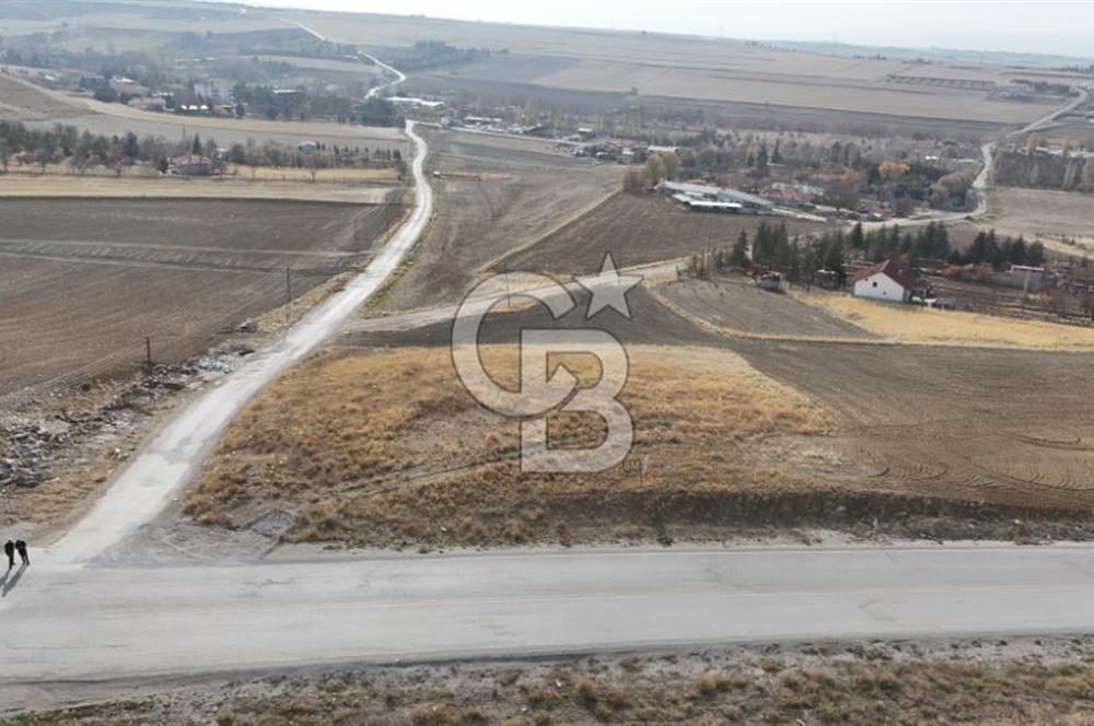 ANKARA'DA AKARYAKIT İSTASYONU VE TİCARİ  İMARLI SATILIK ARSA