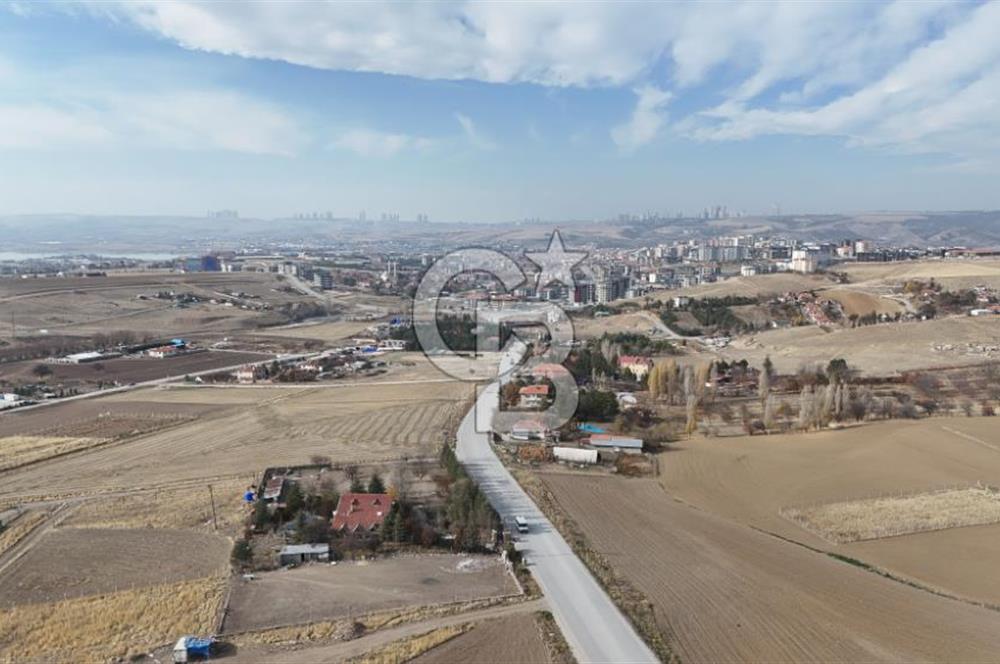 ANKARA'DA AKARYAKIT İSTASYONU VE TİCARİ  İMARLI SATILIK ARSA