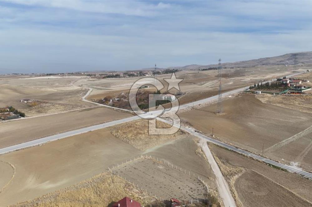 ANKARA'DA AKARYAKIT İSTASYONU VE TİCARİ  İMARLI SATILIK ARSA