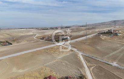 ANKARA'DA AKARYAKIT İSTASYONU VE TİCARİ  İMARLI SATILIK ARSA