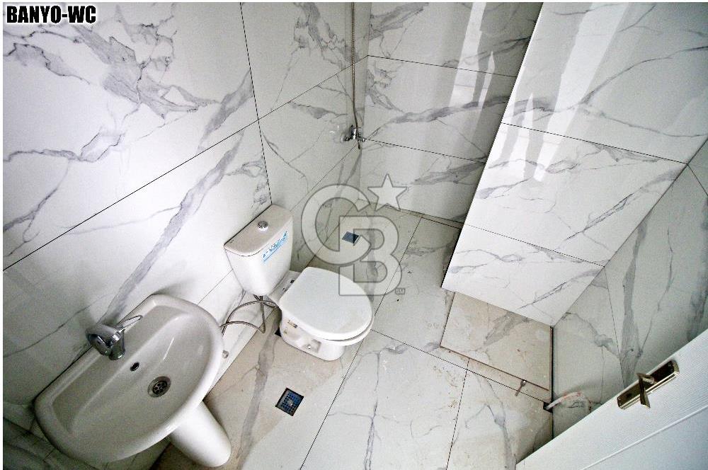 DİKİLİTAŞ MAHALLESİ'NDE 2 KATLI 192 m² SATILIK MÜSTAKİL EV