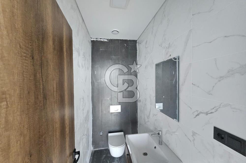 SKY TOWER DA SATILIK 80 METREKARE İLERİ NATAMAM KÖŞE OFİS