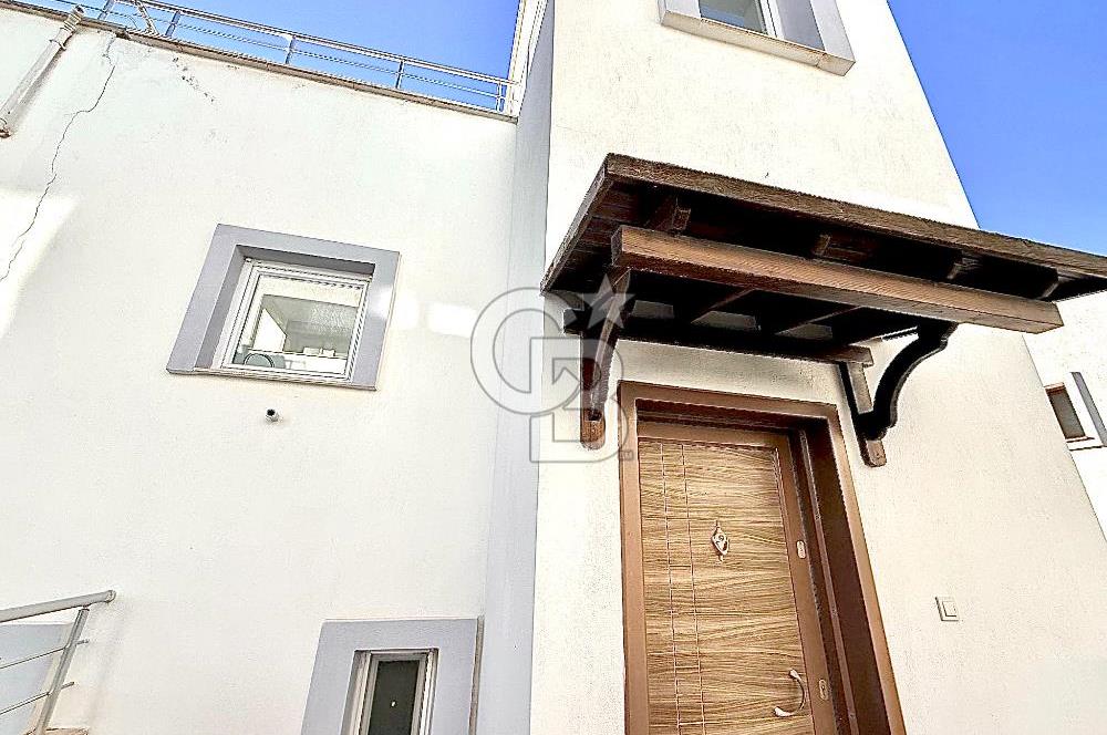 Bodrum Akyarlar Fener'de Satılık 3+1 Tripleks Villa