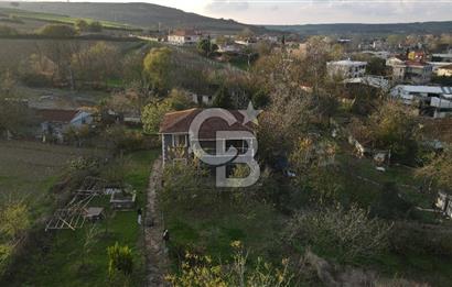 YeşilBayırda Geniş Arsasıyla 2 Katlı Müstakil Villa