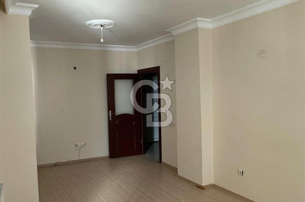 Sarıgazi Merkezde 5+1 Geniş Ters Dubleks Park ve Metro Yakını