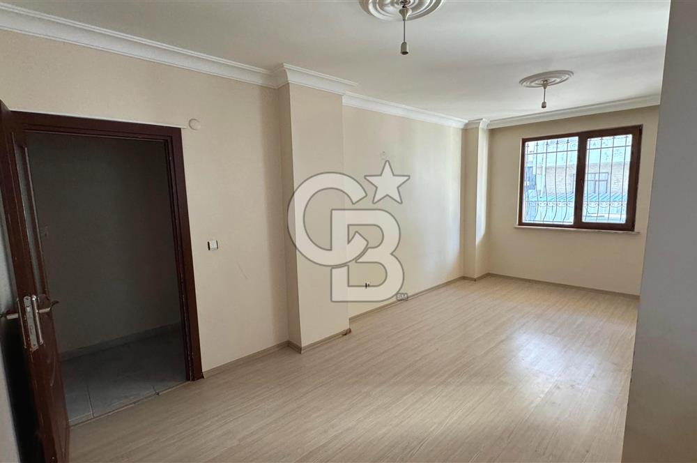 Sarıgazi Merkezde 5+1 Geniş Ters Dubleks Park ve Metro Yakını