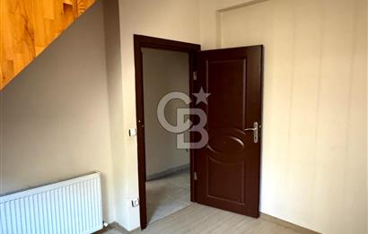 Sarıgazi Merkezde 5+1 Geniş Ters Dubleks Park ve Metro Yakını