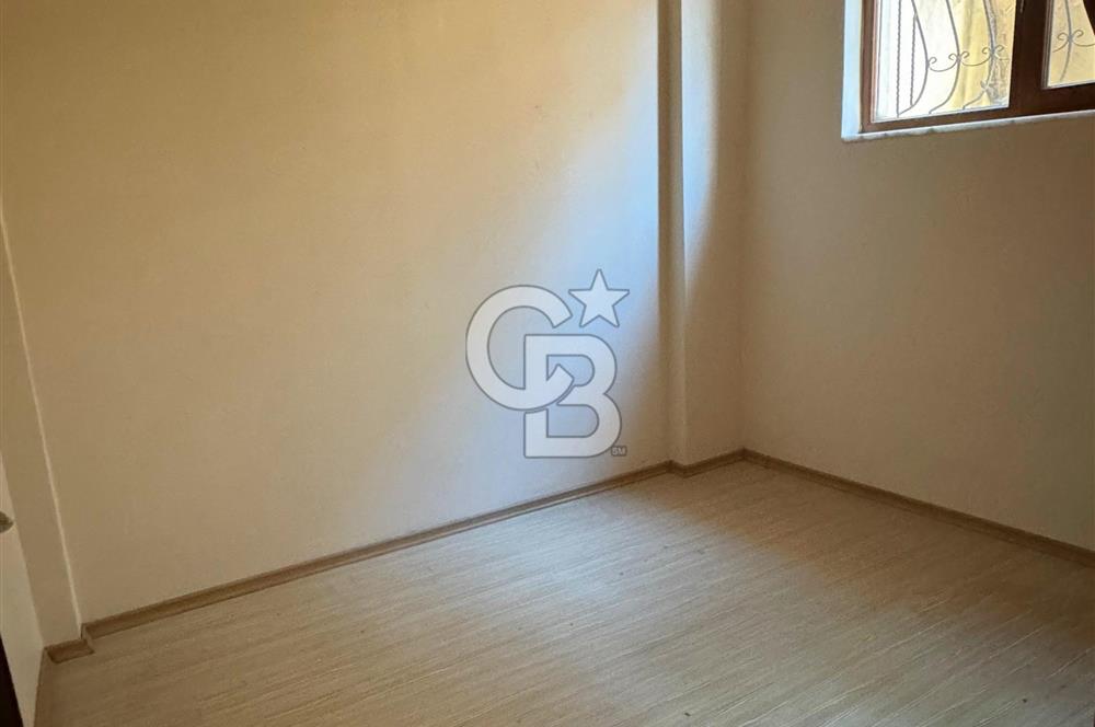 Sarıgazi Merkezde 5+1 Geniş Ters Dubleks Park ve Metro Yakını