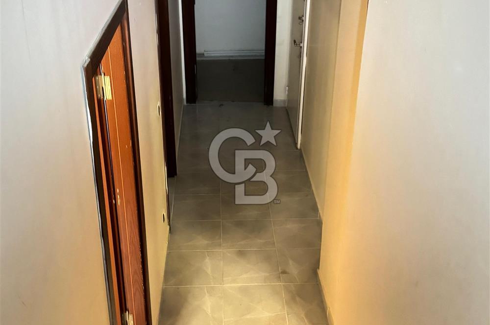 Sarıgazi Merkezde 5+1 Geniş Ters Dubleks Park ve Metro Yakını