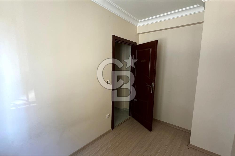 Sarıgazi Merkezde 5+1 Geniş Ters Dubleks Park ve Metro Yakını