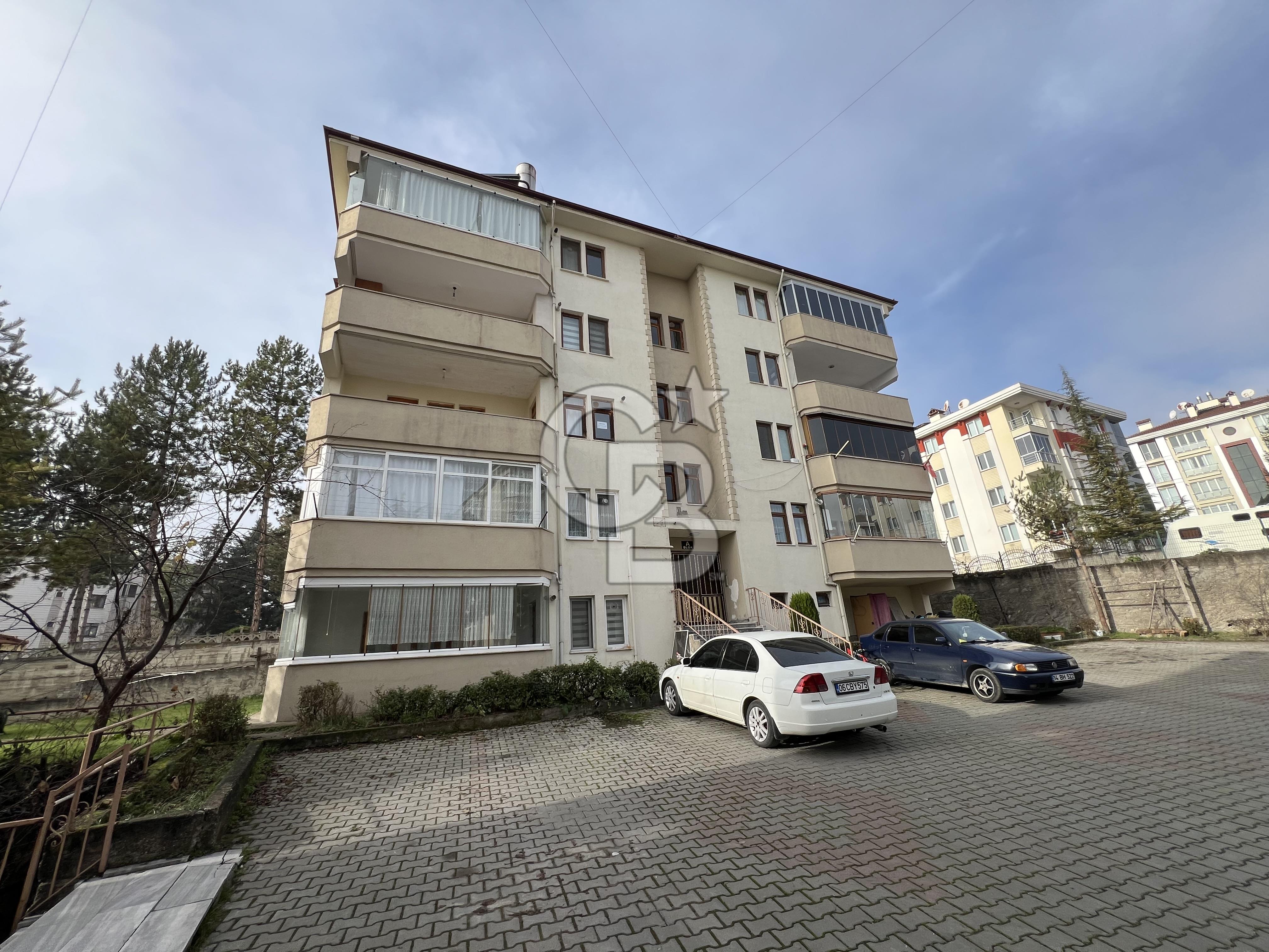 SAFRANBOLU CEMALCAYMAZ  DA 2+1 GENİŞ DAİREMİZ SATILIKTIR 