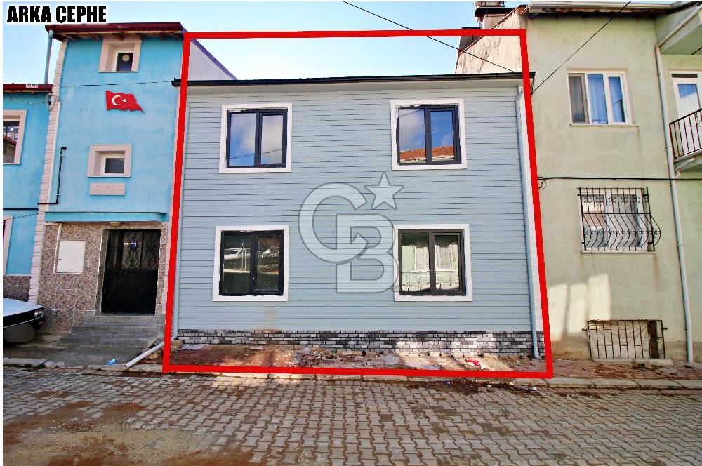 DİKİLİTAŞ MAHALLESİ'NDE 2 KATLI 192 m² SATILIK MÜSTAKİL EV