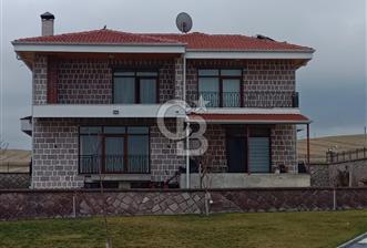 GÖLBAŞI - BAHÇELİEVLER MAH. GÖL MANZARALI KİRALIK VİLLA - 7 - 323122