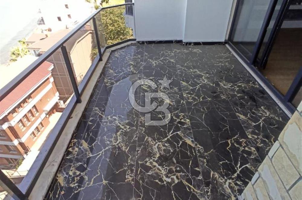 Yalova Çınarcık Koru'da Muhteşem Deniz Manzaralı 2+1 Satılık Lüks Daire