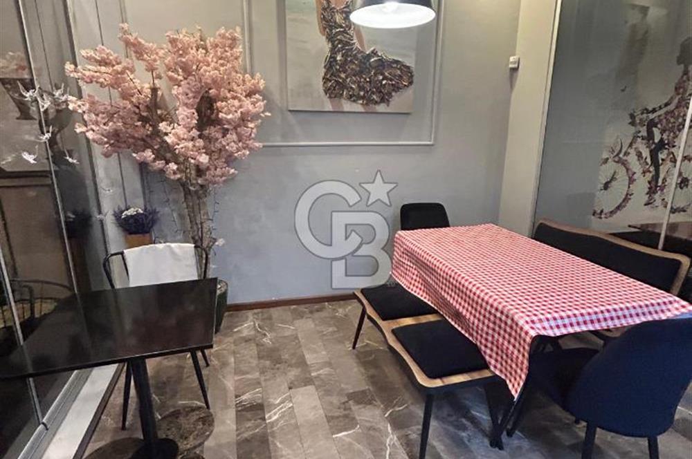 Tango Kulede hareketli sokağa cepheli dükkan