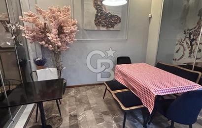 Tango Kulede hareketli sokağa cepheli dükkan