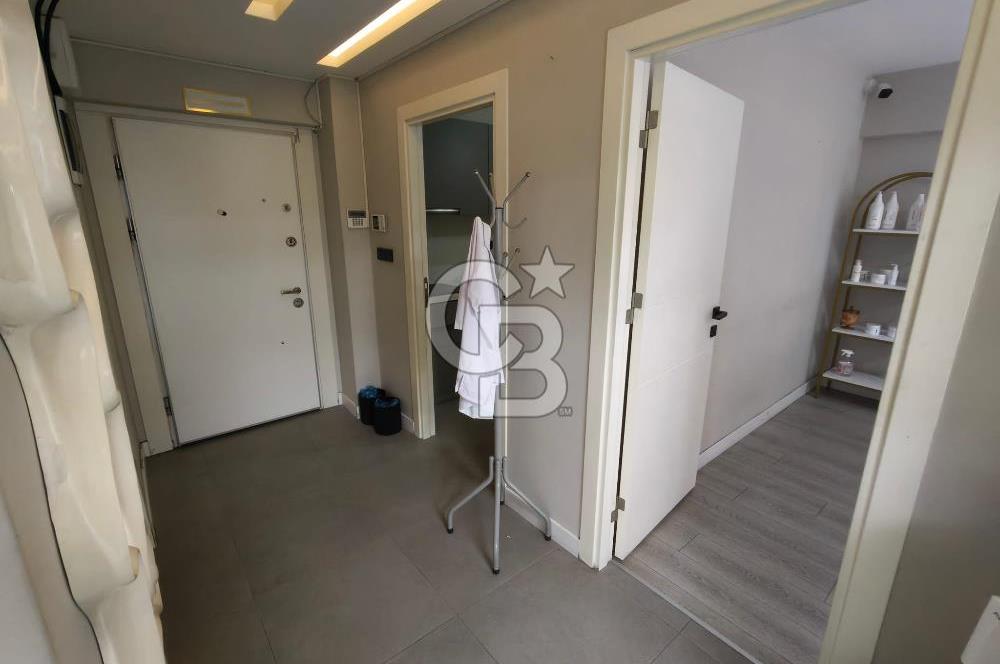 Karşıyaka çarşı’da Devren Kiralık Güzellik Salonu