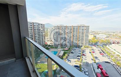 Manisa Meydan Sitesi Havuz Cephe Satılık 1+1 Daire