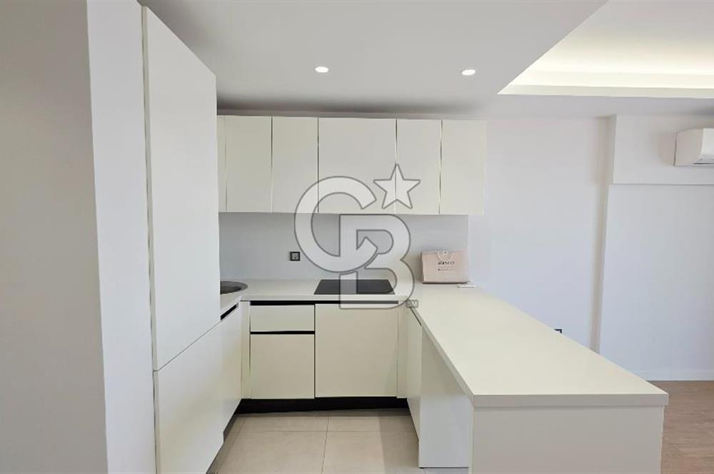 Manisa Meydan Sitesi Havuz Cephe Satılık 1+1 Daire