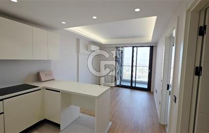 Manisa Meydan Sitesi Havuz Cephe Satılık 1+1 Daire