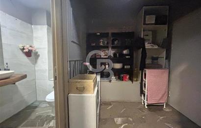 Tango Kulede hareketli sokağa cepheli dükkan