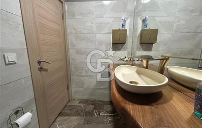 Tango Kulede hareketli sokağa cepheli dükkan