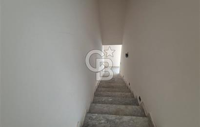 MUSELAND-VİLLALAR BÖLGESİ ÇETİN EMEÇDE SATILIK TRİPLEKS VİLLA