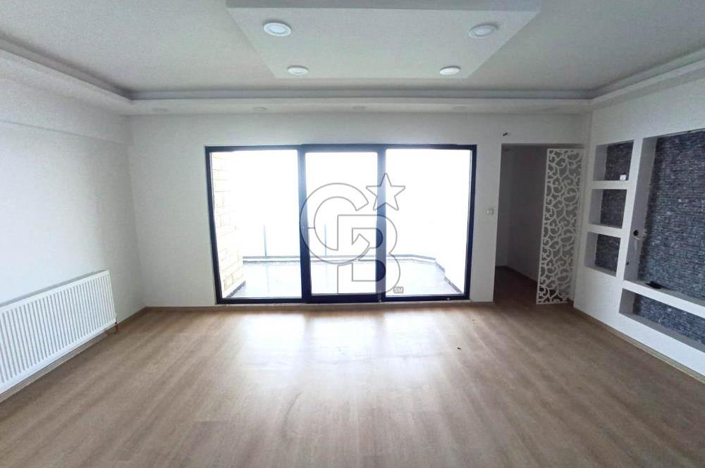 Yalova Çınarcık Koru'da Muhteşem Deniz Manzaralı 2+1 Satılık Lüks Daire