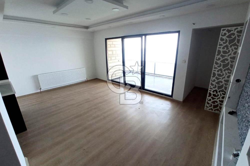 Yalova Çınarcık Koru'da Muhteşem Deniz Manzaralı 2+1 Satılık Lüks Daire