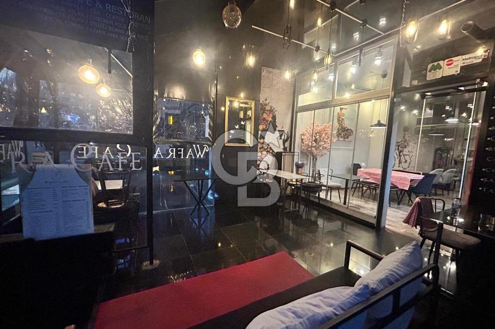 Tango Kulede hareketli sokağa cepheli dükkan