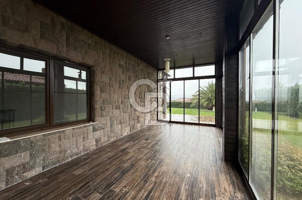 Toskana Vadisi Kiralık 4+1 Villa