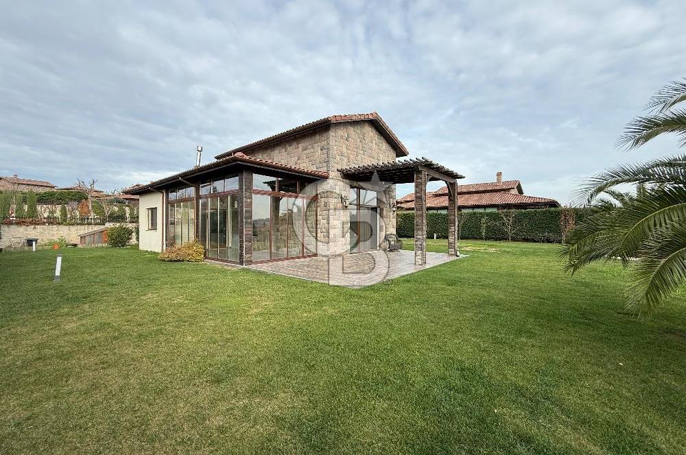 Toskana Vadisi Kiralık 4+1 Villa