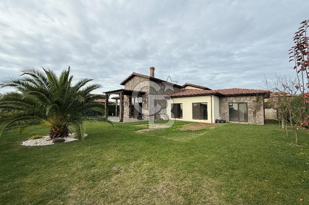 Toskana Vadisi Kiralık 4+1 Villa