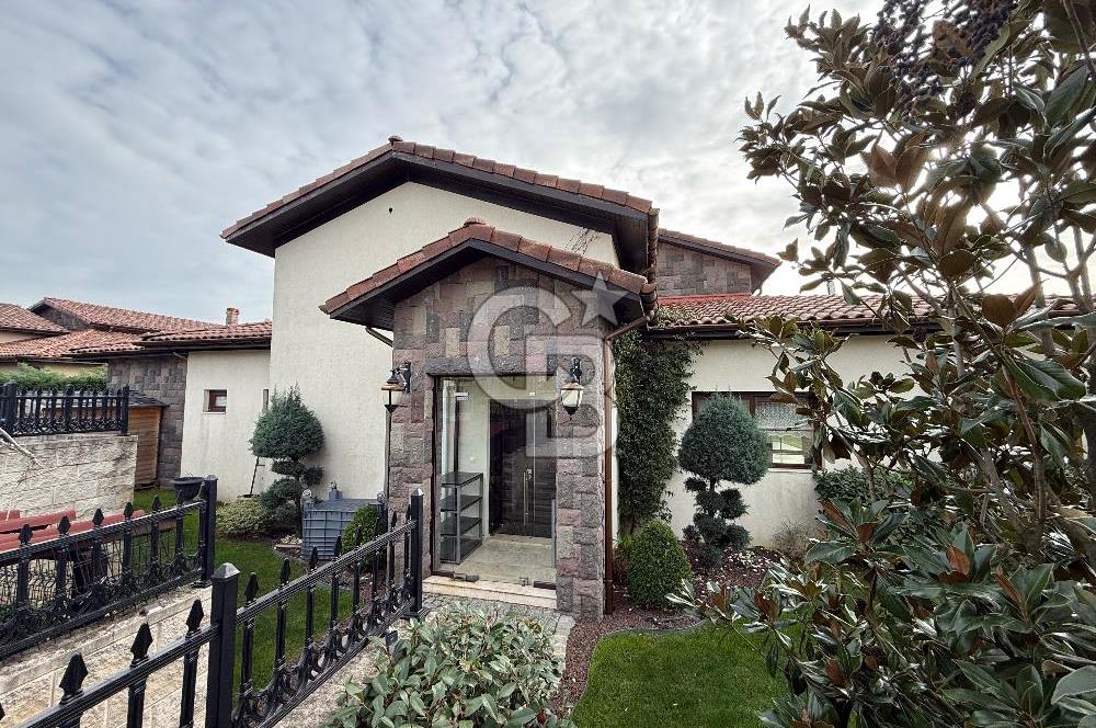 Toskana Vadisi Kiralık 4+1 Villa