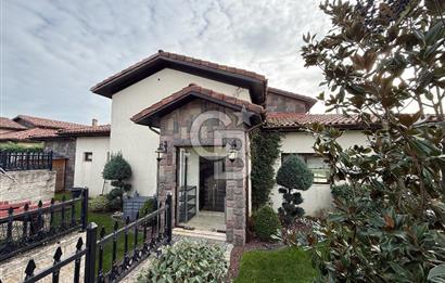 Toskana Vadisi Kiralık 4+1 Villa