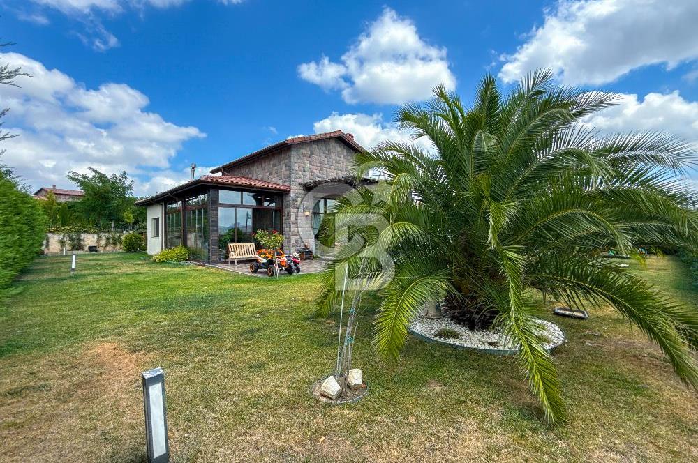 Toskana Vadisi Kiralık 4+1 Villa