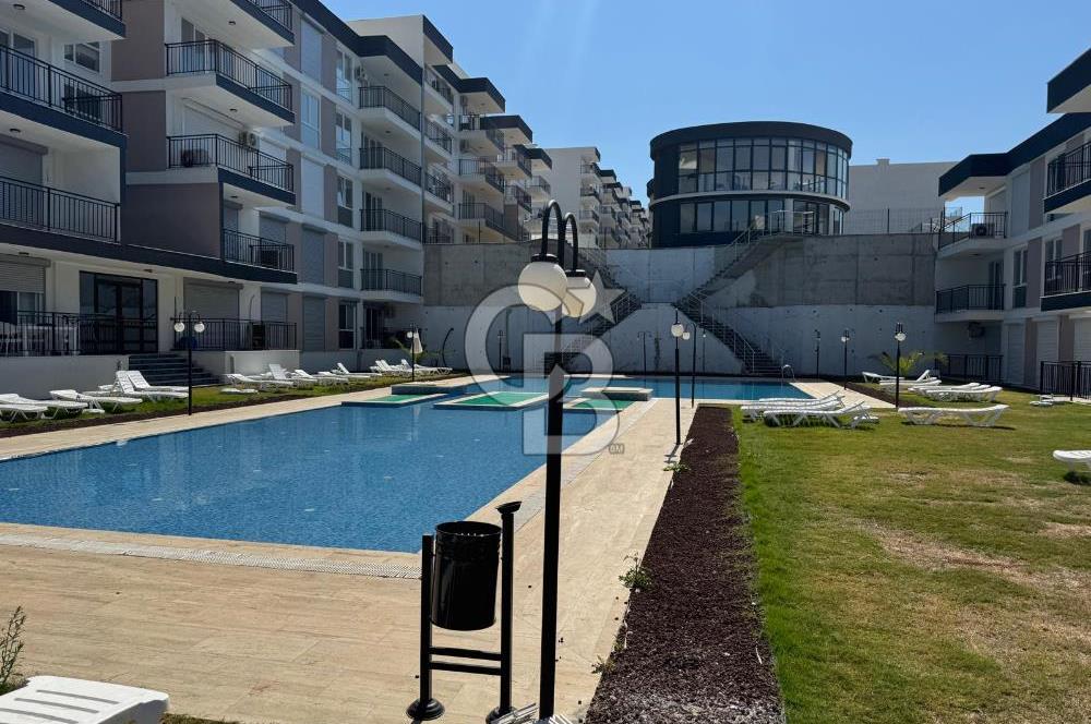 AYDIN KUŞADASI'NDA SİTE DE HAVUZLU 1+1 DAİRE