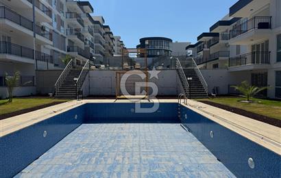 AYDIN KUŞADASI'NDA SİTE DE HAVUZLU 1+1 DAİRE