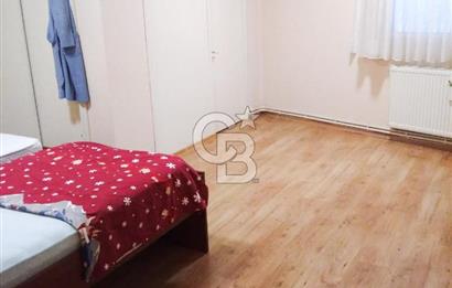 Göztepe'de Sahile Yakın Geniş 2+1 Satılık Daire