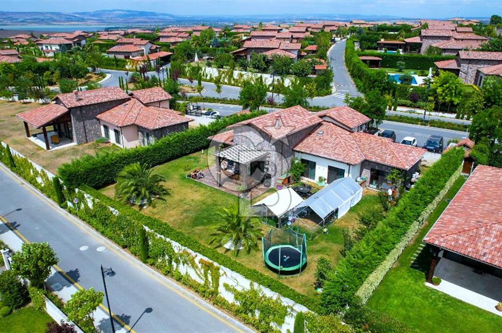 Toskana Vadisi Kiralık 4+1 Villa