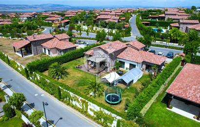 Toskana Vadisi Kiralık 4+1 Villa