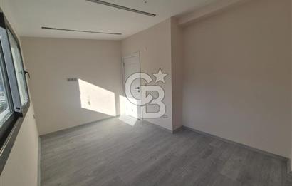 MUSELAND-VİLLALAR BÖLGESİ ÇETİN EMEÇDE SATILIK TRİPLEKS VİLLA